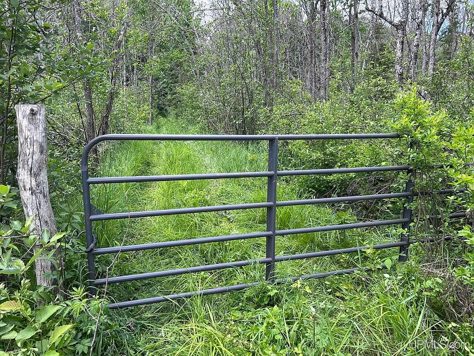 1st image of Tbd S Geneva Rd