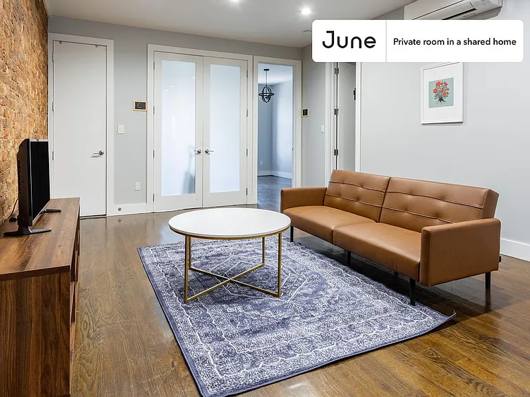 1131 Broadway #A — Photo 5