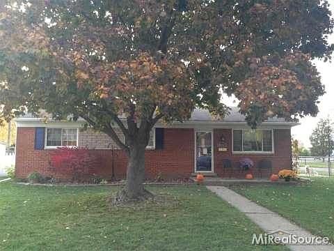 1st image of 40455 Lafayette Dr