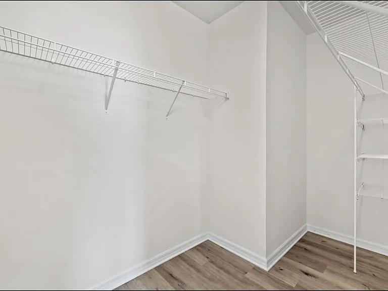 8107 Bilston Village Ln — Photo 22