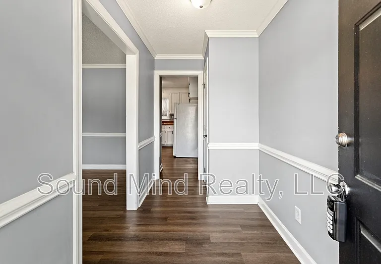 1601 Homestead Rd — Photo 9