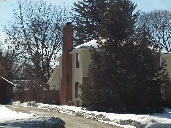 3rd image of 1700 E Stadium Blvd