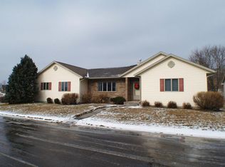 4550 El Camino Real Dr, La Crosse, WI 54601