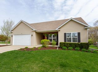 2040 Belvidere Line Dr, Elgin, IL 60123