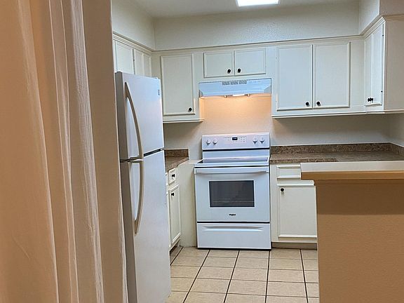 New stove and dishwasher!