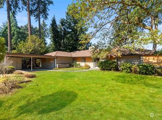 8 Rustic Ln SW, Tacoma, WA 98498