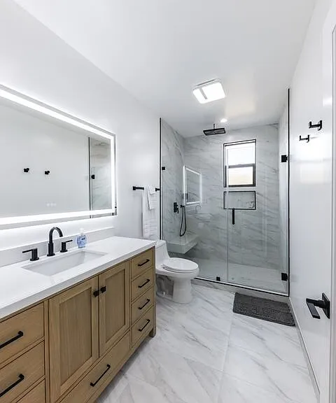 9024 Phyllis Ave #A — Photo 6