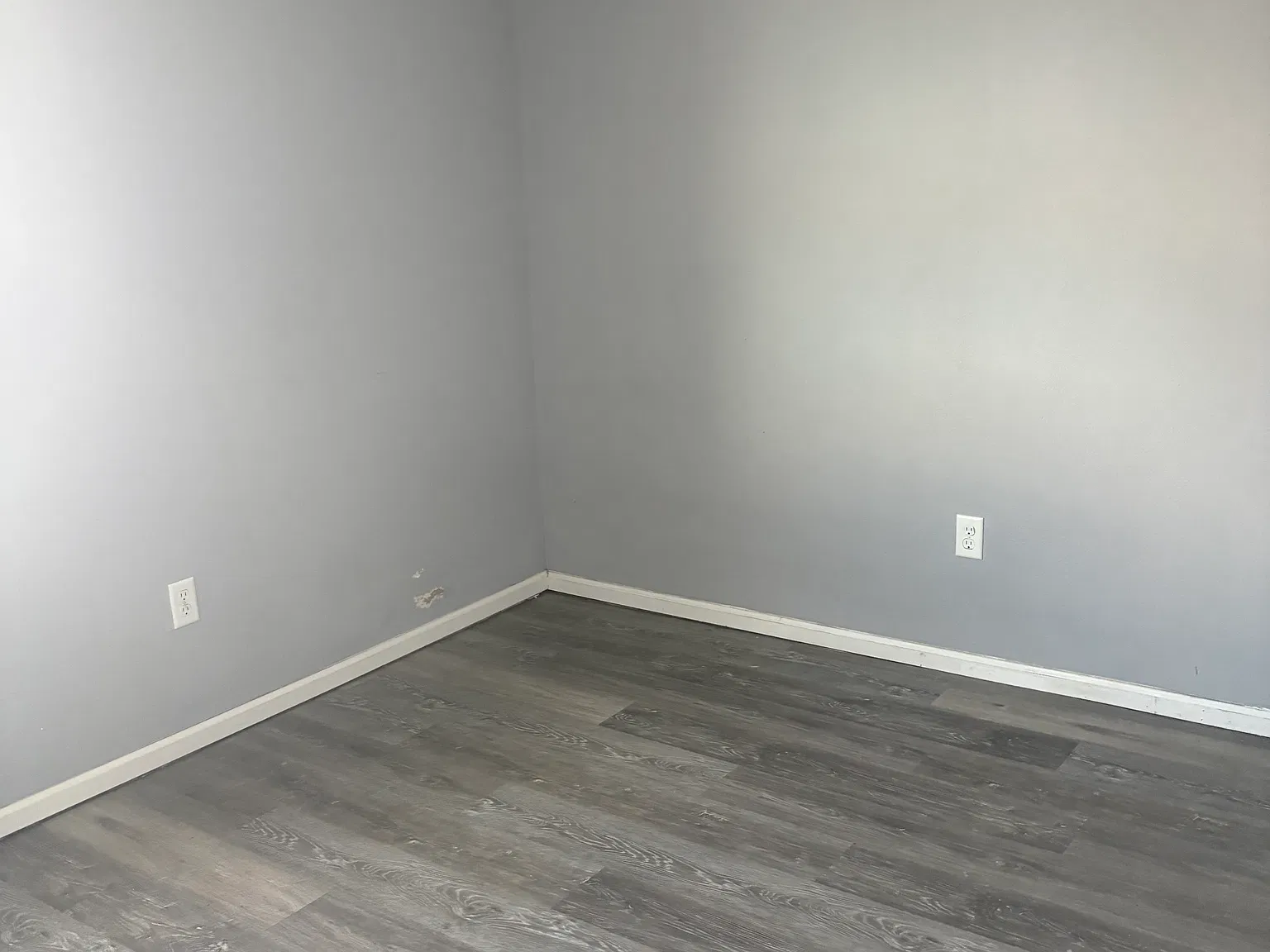 520 S Pierce St — Photo 3