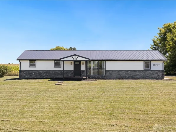 8728 Greenville Saint Marys Rd, Greenville, OH 45331