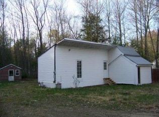 96 Waldron Rd, Farmington, NH 03835