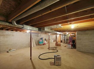 20483 Sycamore Rd, Mount Vernon, OH 43050