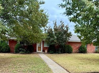201 N Pershing, Hooker, OK 73945