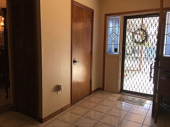 Tiled Foyer with 2 closets