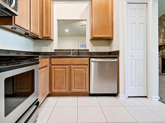 5th image of 5048 Azure St