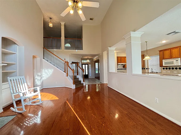 4906 Mountain Frk — Photo 3