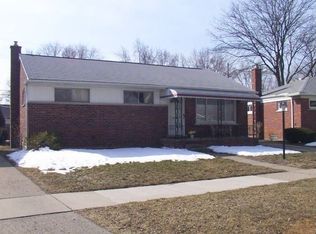 906 Parliament Ave, Madison Heights, MI 48071