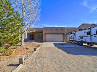 724 5th St NE, Rio Rancho, NM 87124