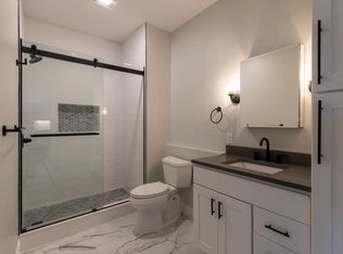 240 Cabot St #206, Beverly, MA 01915