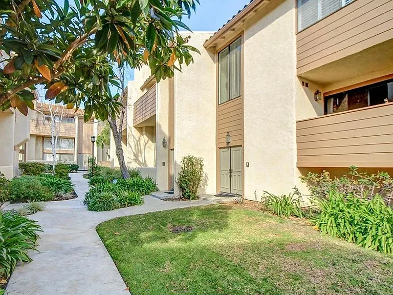 26311 W Plata Ln — Photo 21