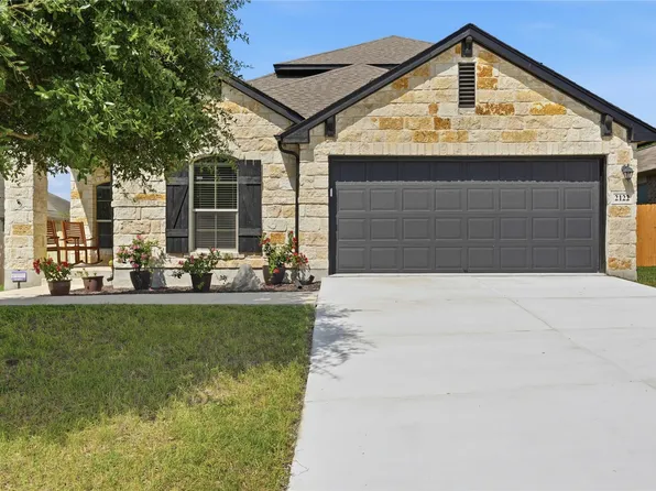 2122 Dragon Trl, New Braunfels, TX 78130