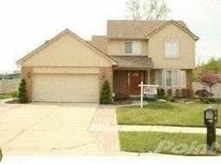 33606 Elmira Ct, Livonia, MI 48150