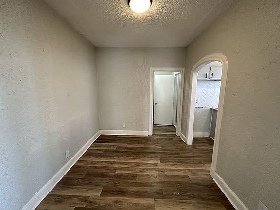 2nd image of 1625 McCullough Ave APT 5