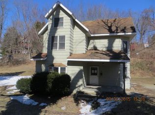 318 N Findley St, Punxsutawney, PA 15767