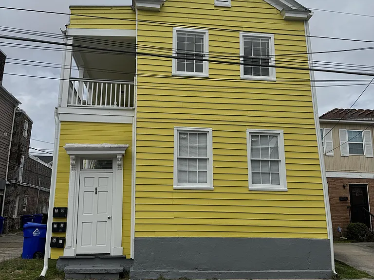 66 Amherst St — Photo 3
