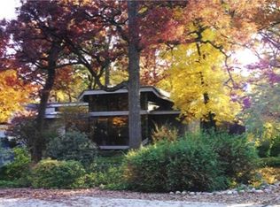 97 Timber Ct, Oak Brook, IL 60523