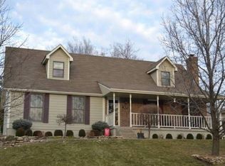 309 NW Pecan St, Blue Springs, MO 64014
