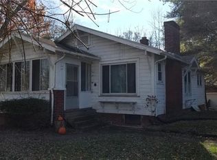 422 Hazel Mill Rd, Asheville, NC 28806