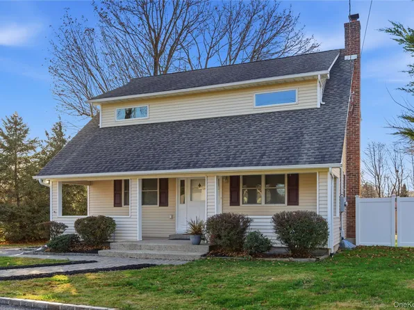 125 Broadway, Greenlawn, NY 11740