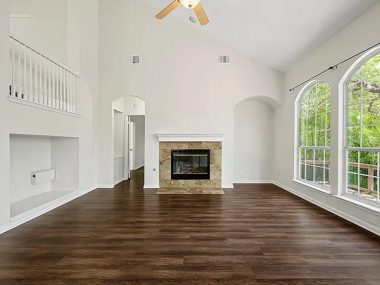 6921 Auckland Dr — Photo 5