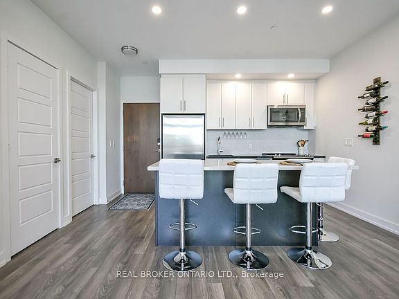 4th image of 333 Sea Ray Ave