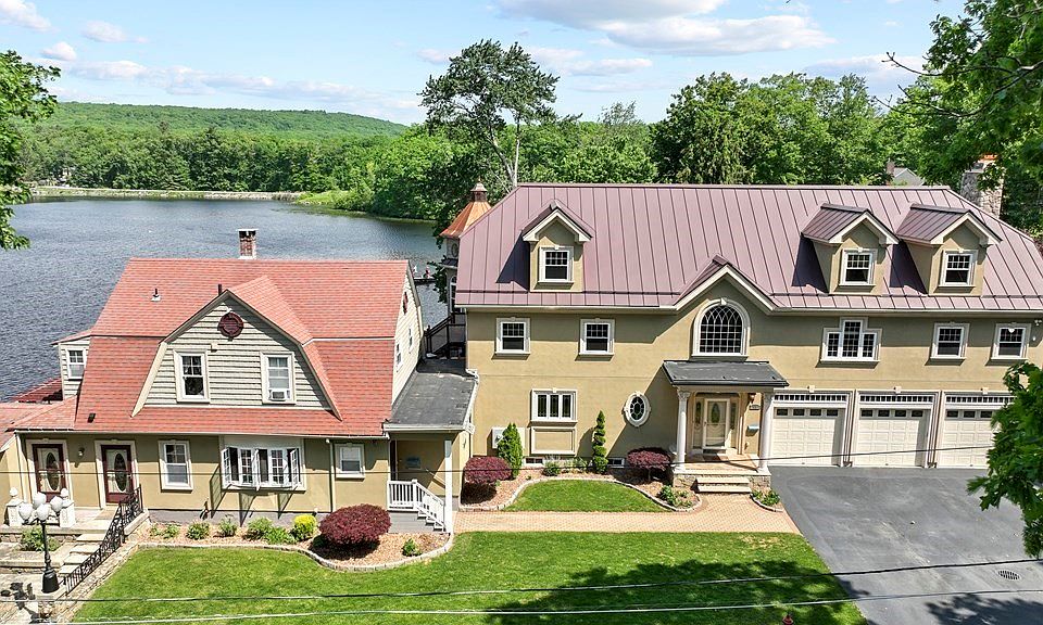 22 Bylund Ave, Auburn, MA 01501 Zillow