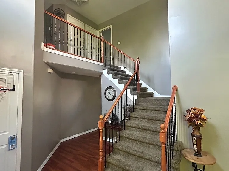 112 E Sweet Berry Dr — Photo 28