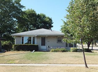 1559 W Wanda Ave, Milwaukee, WI 53221