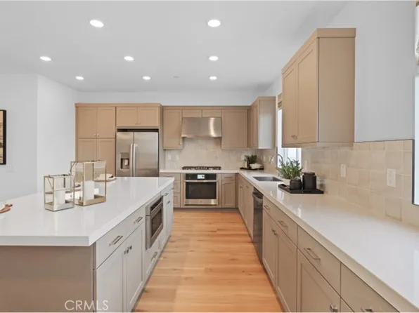 26840 Laurel Mountain Loop, Valencia, CA 91355