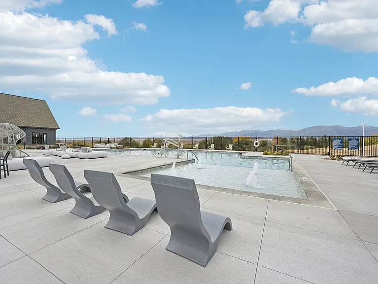 The Garrison Luxury Apartments — Photo 45