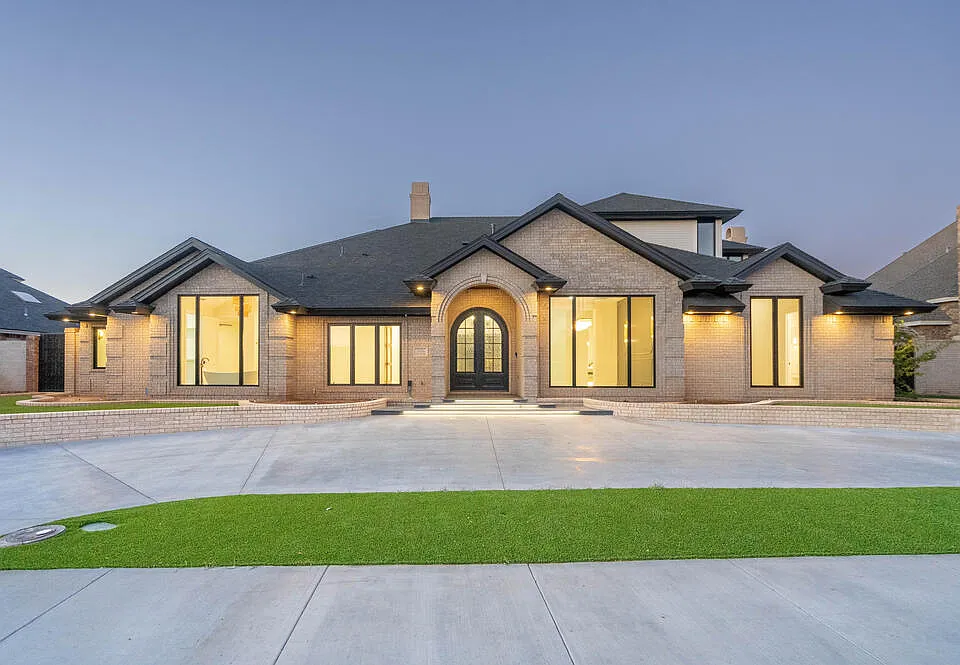 3926 Fairwood Ct
