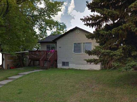 2nd image of 1307 W 25th St SE