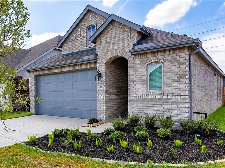 5063 Hazel Orchard Dr — Photo 2