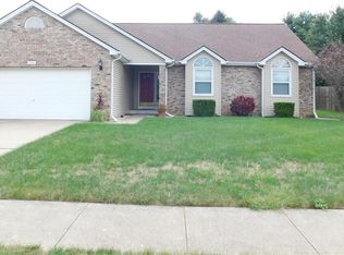 2557 Cedar Crest Dr, Columbus, IN 47203