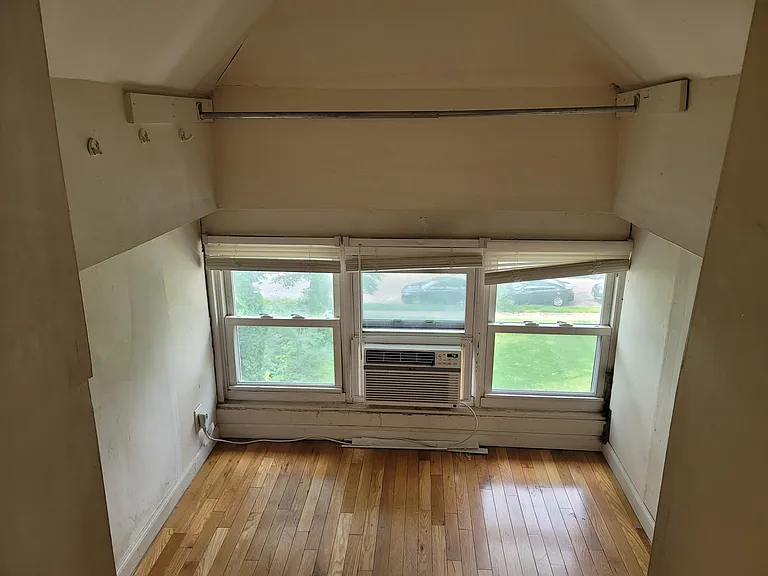 319 E 18th Ave — Photo 43