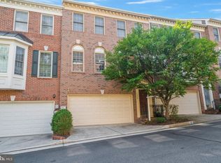 4632 Kemp Ct, Alexandria, VA 22311