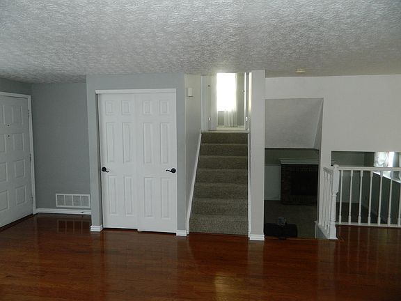 5th image of 4129 Basswood Ave