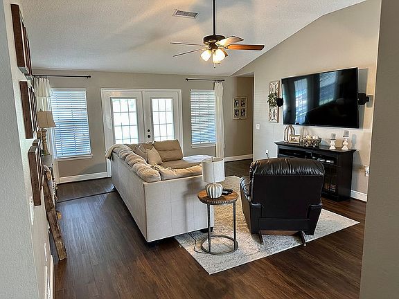 2nd image of 2339 Brightview Pl
