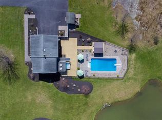 324 Quaker St, Wallkill, NY 12589