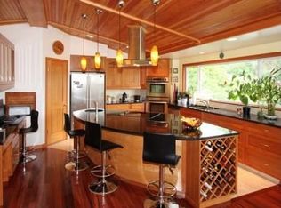 3729 NE 165th St, Lake Forest Park, WA 98155