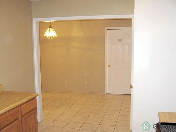 4th image of 507 Amber Ln
